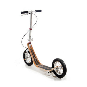 Boardy Bamboo wooden kick scooter for great ride comfort